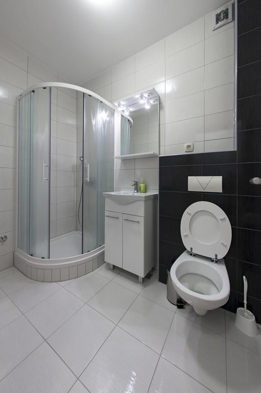Guesthouse Villa Klara Baška Voda المظهر الخارجي الصورة